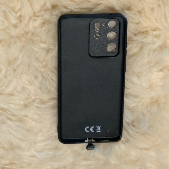 Fiery Dragon Black and Red Smartphone Case with Mythical Design - Picture 2 of 2